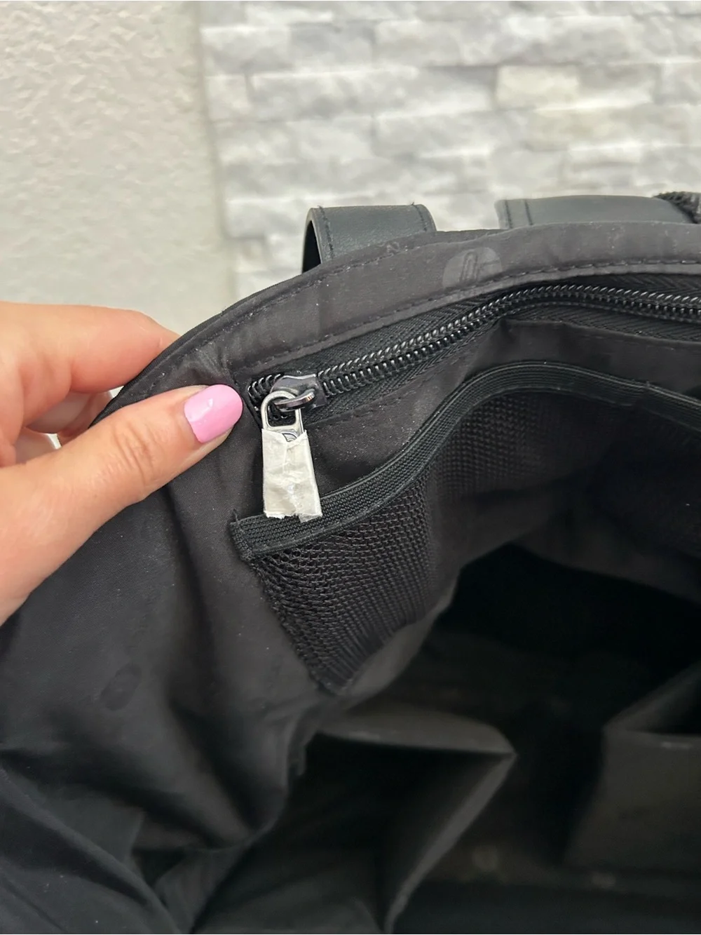 Paperclip Jojo Black Diaper Bag Built-In Changing Station Backpack